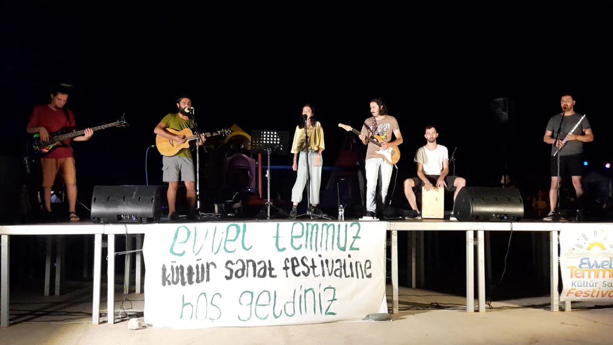 Antakya'da Evvel Temmuz'un deniz ile buluştuğu yerdeyiz. 

<a href="/evveltemmuzksf/">Evvel Temmuz Kültür Sanat Festivali</a>

#evveltemmuzfestivali 
#evveltemmuz
#samandağ
#perperik 
#perperikmüziktopluluğu