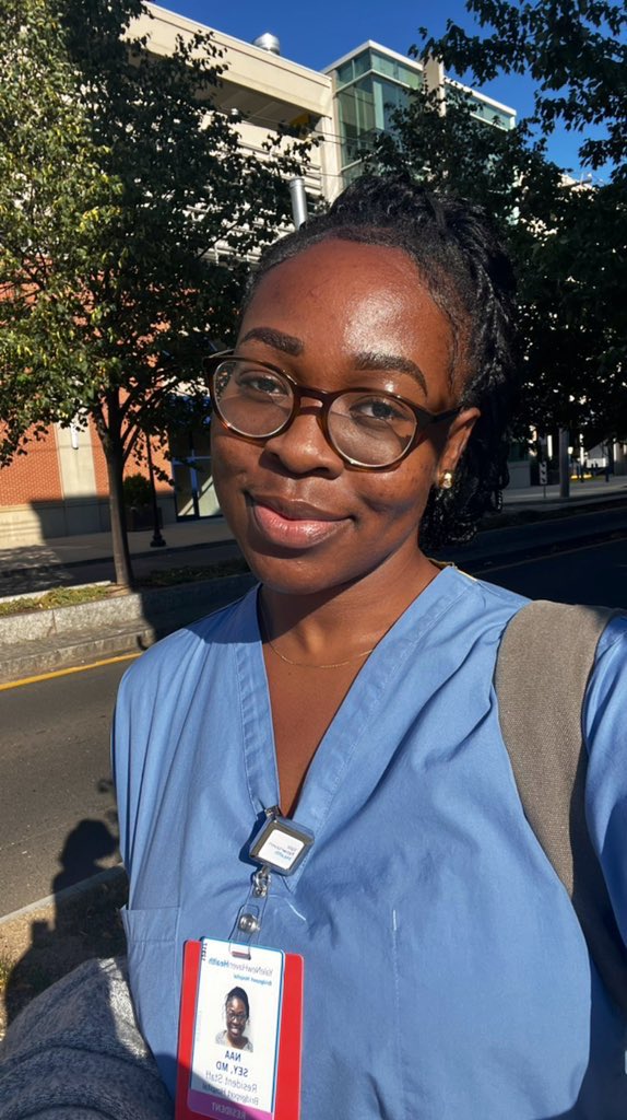 Made it through my first week of night shifts of intern year! Highlights: handled 9 post-delivery babies in 1 night (pic 1), and happily awaiting my #TreatYourself brunch (pic 2) this morning 😌 #MedTwitter #Peds