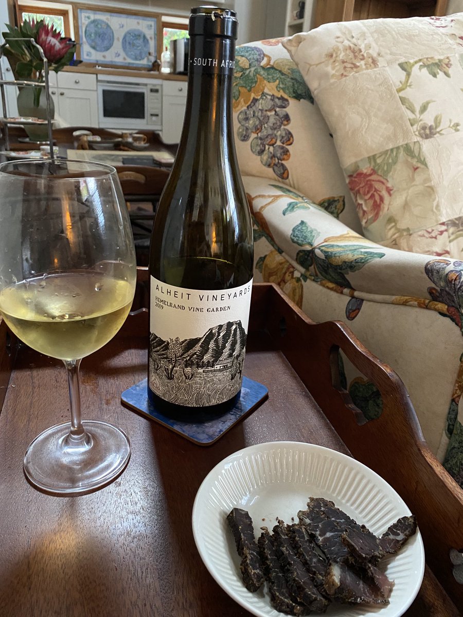 Lekker wyn to watch rugby by…….