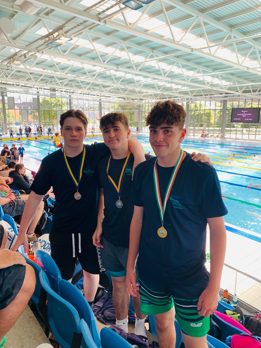 RhonddaSwimming's tweet photo. Gold 🥇for Charlie Nash and Silver 🥈🥈for Alex White and Regan Cooksey in the 50m backstroke this morning at the Cardiff Bay Sprint 🏊🏼‍♂️🏊🏼‍♂️🏊🏼‍♂️ #rhonddaswimming #sprints @SwimWales @SportRCT @PontyhighPE @PontypriddHS @Treorchy11 @TreorchyComp https://t.co/JTO28dFtLC