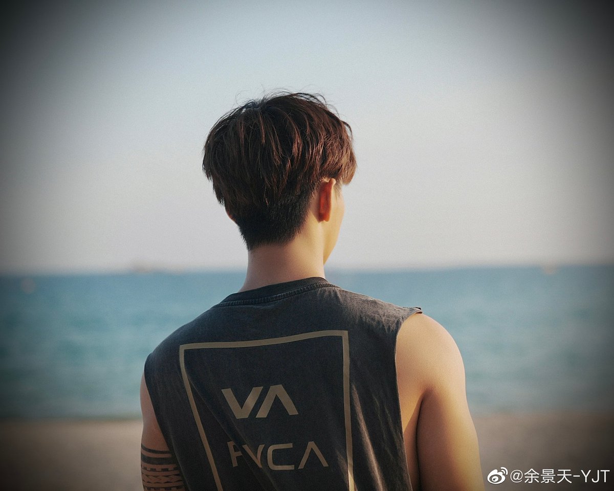 tonyyufansclub's tweet photo. 20220709｜WEIBO UPDATE

去年的夏日你们去沙滩了吗？ 

#余景天 #Tony #YuJingTian #토니 #TonyYu #トニー #อวี๋จิ่งเทียน https://t.co/to1HKhHUkY