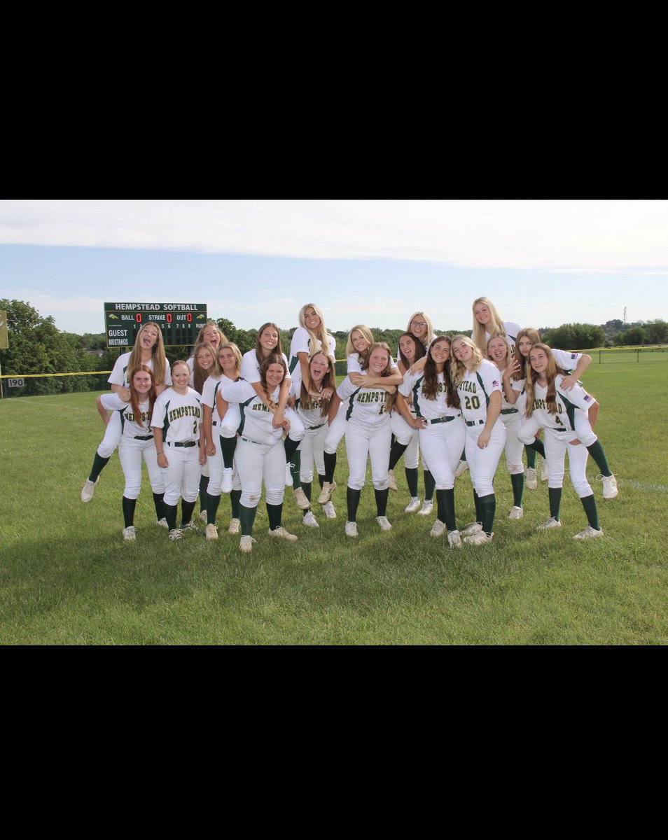 Stangsoftball's tweet photo. Come out and cheer on the Stangs as we host Prairie tonight at 5pm! #rollstangs https://t.co/87BntgQgs3