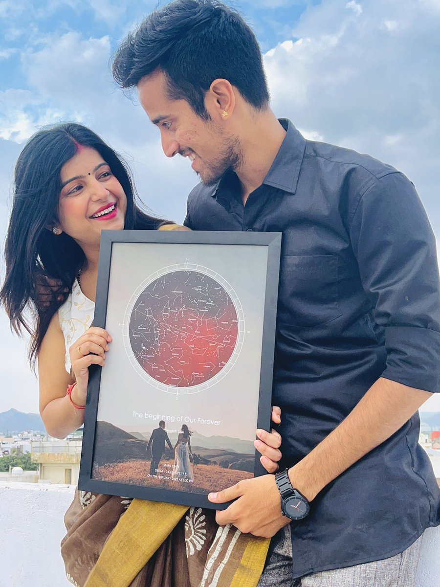 sytara_in's tweet photo. "One smile can’t change the world, but your smile changes mine."🤩
Looking for a one-of-a-kind gift? Allow us to assist you. @sytara_in
#startup #startupindia #supportsmallbusiness #sytara #personalisedgifts #gifts #stars #moon #universe #milkyway #gaycouples #HomeDecor https://t.co/DyZBMCbeLu