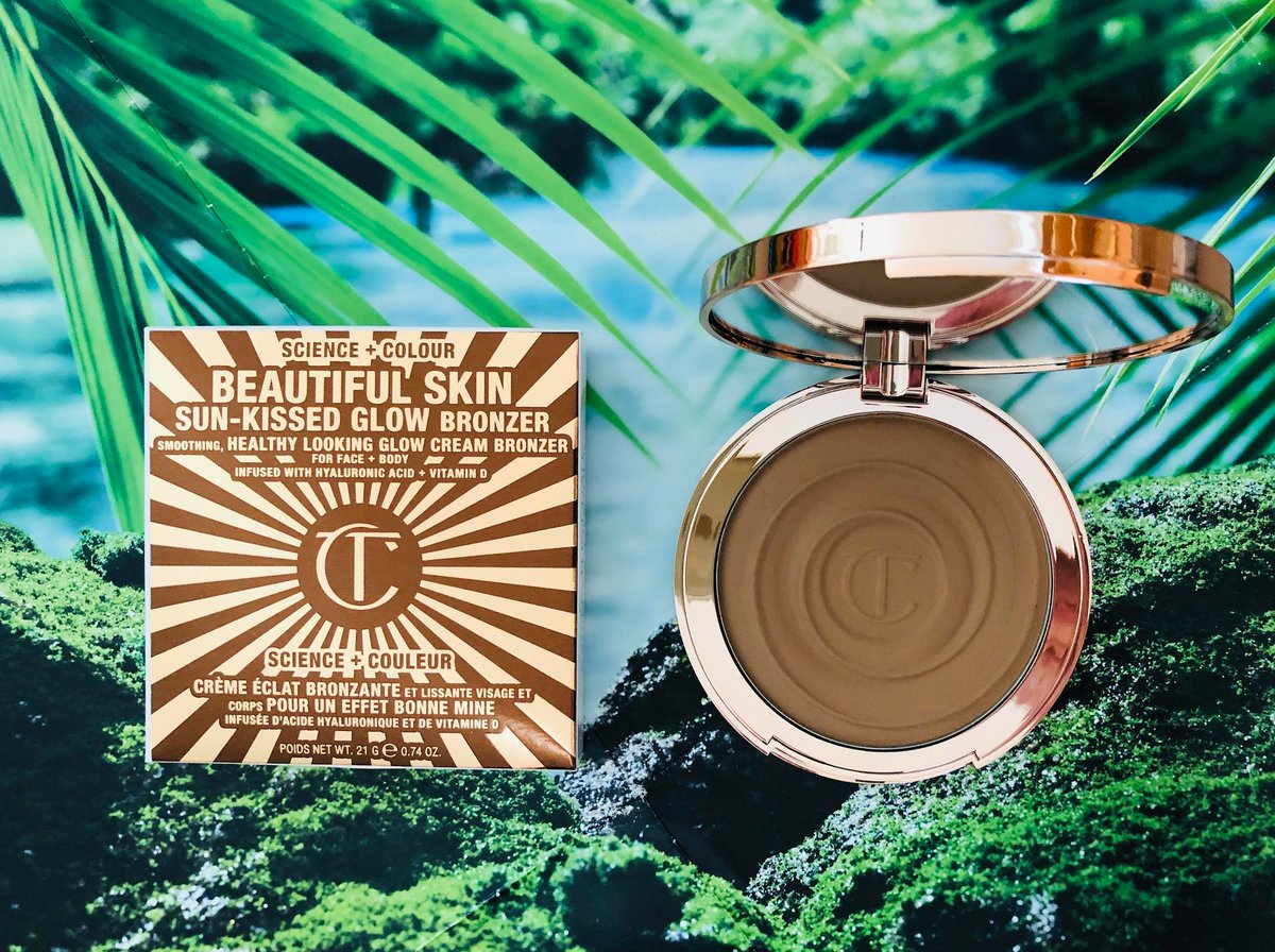 davelackie's tweet image. NEW luxe makeup blog giveaway up today! I'm giving away Charlotte Tilbury's Beautiful Skin Sun-Kissed Glow Bronzer with added skincare ingredients. Enter on davelackie.com for your chance to win it! (ends 08/05) #win