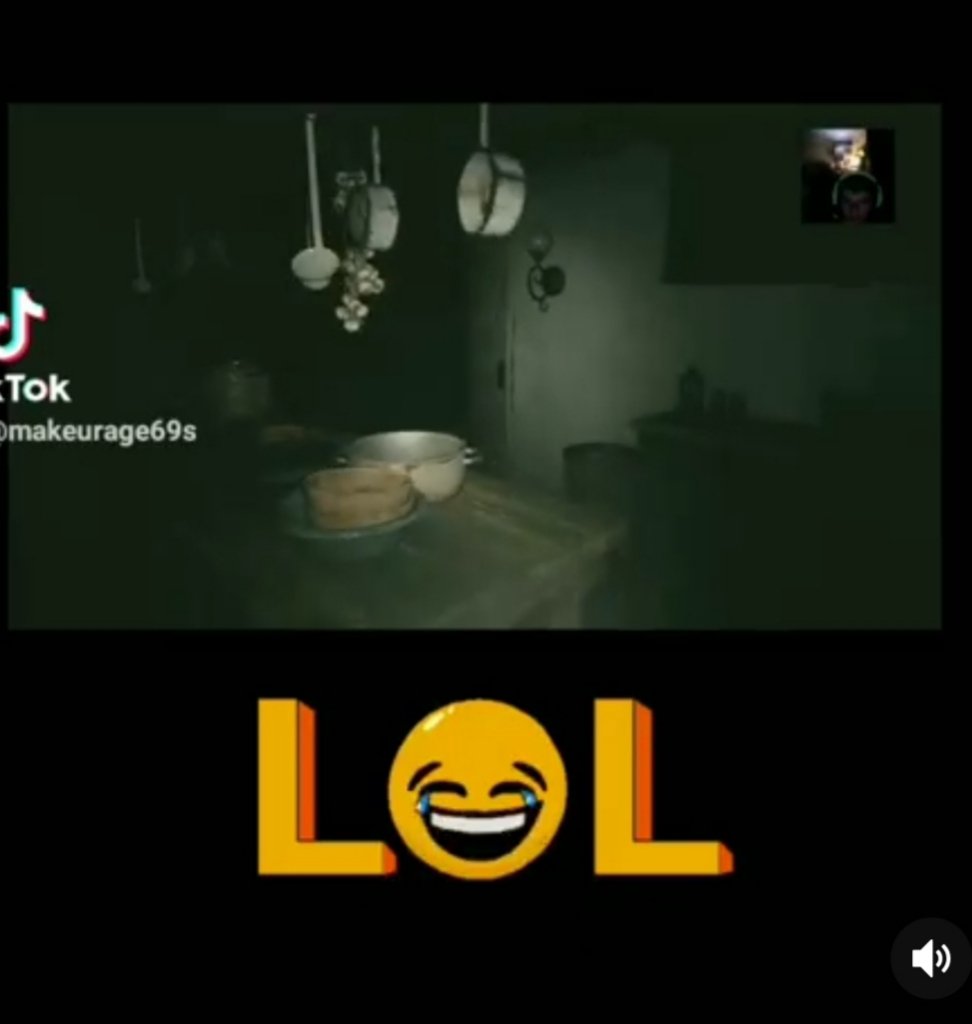 apexgod69s's tweet photo. Srry for all the Cussing 🤣😂 #smallstreamer #TWITCHSTREAMER #twitchaffiliate #residentevil #residentevilvillage #contentcreator #funny #gamer #streamer #funnystreamer #funnytwitchstreamer https://t.co/SWHIg4D064
