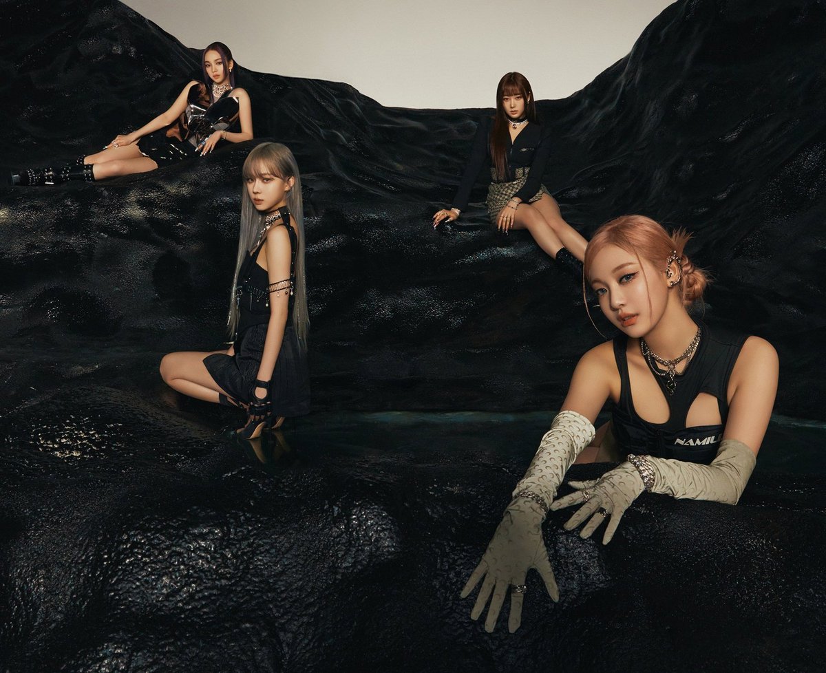 Аеспа некст левел обложка. Aespa инструментал. Dreams come true новелла. Aespa album 2022. Ниннин и жизель.