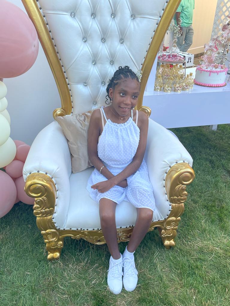 AngelasHouse's tweet photo. We were so honored to be part of Daniella's 16th birthday!๐
Please join us in wishing Daniella a happy belated birthday.๐ฅณ
#ahli #angelashouseli #medicallyfragile #chronicallyill #littlemiracles #breakingstereotypes #beatingtheodds #differentabilies #EverydayWishes https://t.co/nawndqpQvR