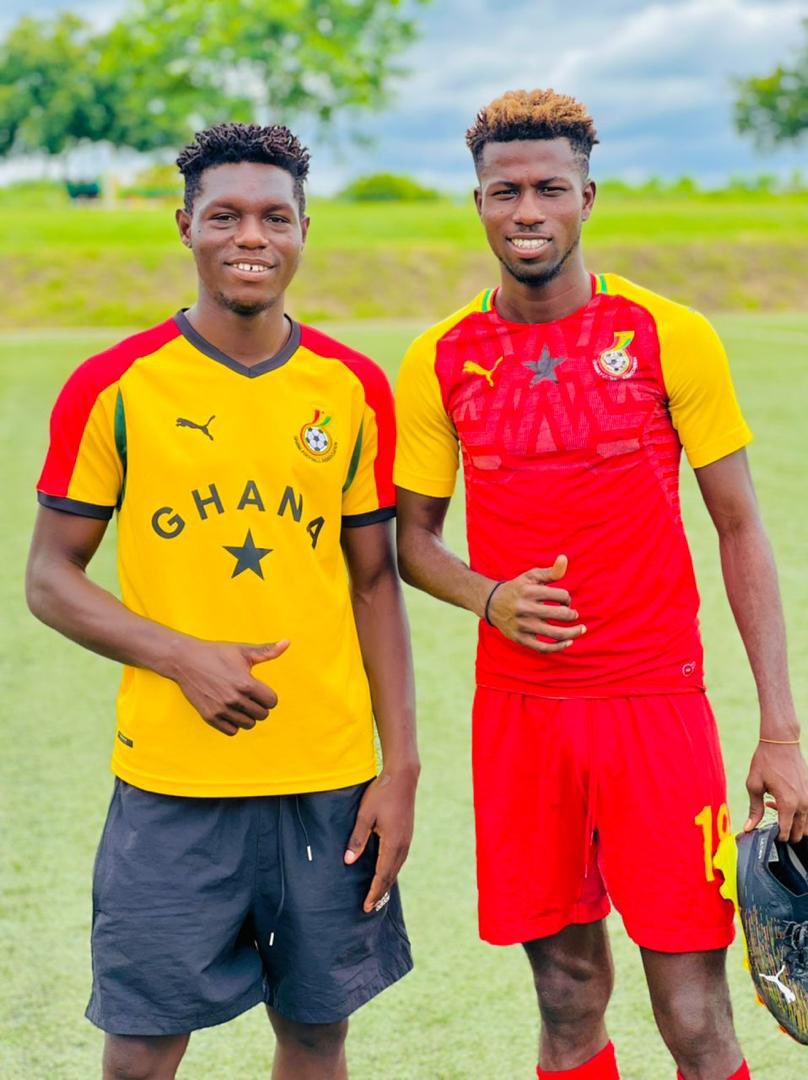 Youngapostlesfc's tweet photo. Eid Adha Mubarak to all our supporters who are celebrating ✨❤️
#YAPFC || #EidMubarak @AnimSammy @GhanaLeague @ghanafaofficial @DivisionOneGH @ashfoam @ArthurLegacy ✌️✌️❤️❤️❤️❤️ https://t.co/Q3gv4Zp0r6