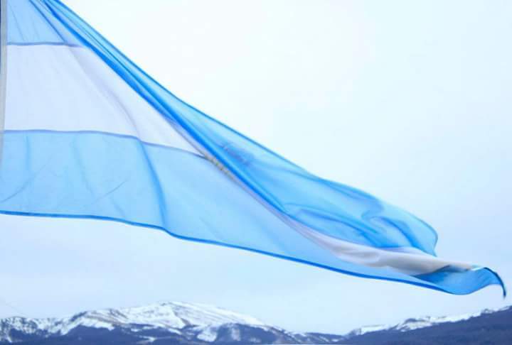 faapura's tweet photo. El día de la independencia es el día para renovar el compromiso de seguir trabajando por nuestra Patria y que la libertad se milite todos los días!
Por una patria justa, libre, soberana, equitativa y federal!
Viva la Patria! https://t.co/9K2W5vLwTa