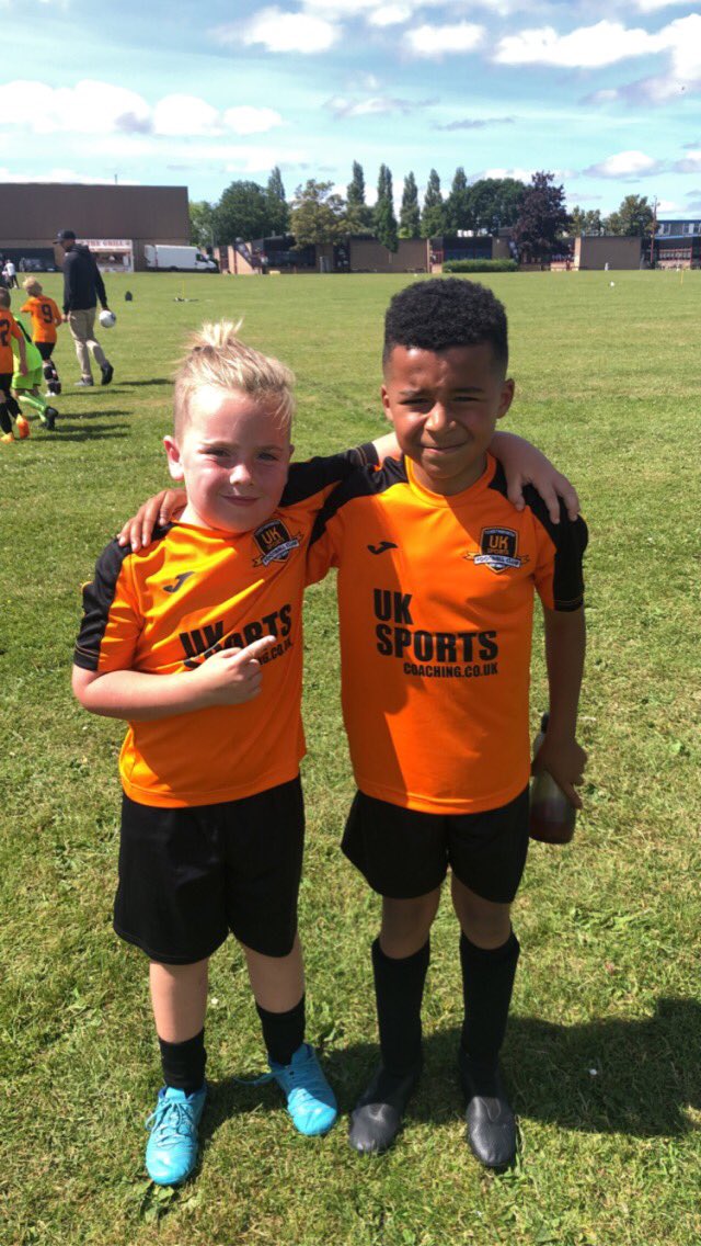 LynCarruthers1's tweet photo. Some cracking football today boys against Wythenshawe , another win 4-3 💙⚽️⚽️⚽️⚽️⚽️💙🤩☄️@_uksports @ButtonLane_ https://t.co/81kJrxBHU3