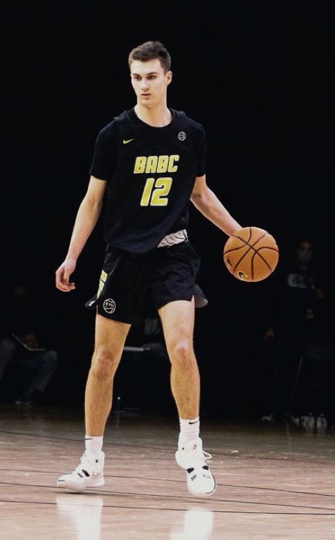 Brewster Academy 6’6” guard Reid Ducharme ‘23 had 3️⃣1️⃣ points &amp; 6️⃣ rebounds for BABC in an OT win over Seattle Rotary on Friday.