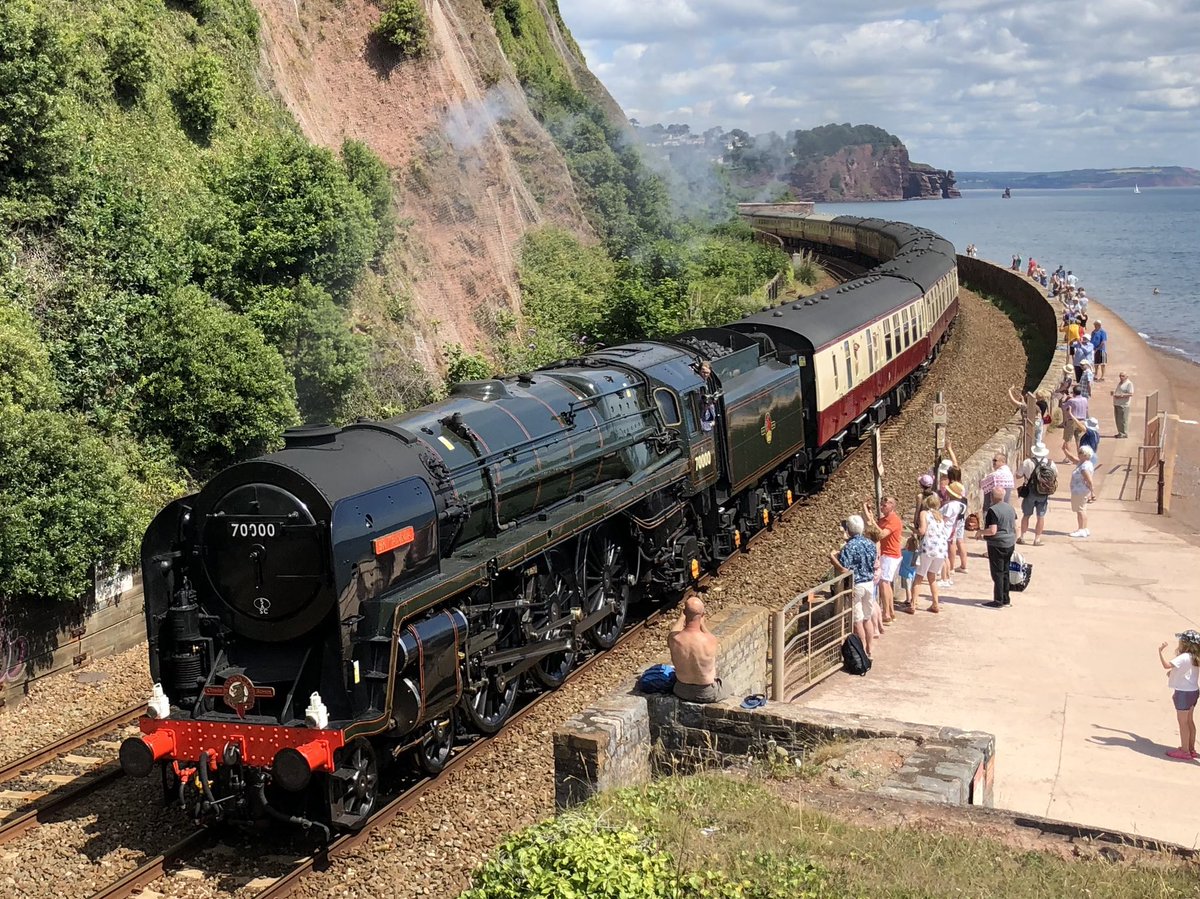 Britannia through Teignmouth today. Nice day for it :). #train #teignmouth <a href="/steamtrainphots/">steamtrainphotos</a>