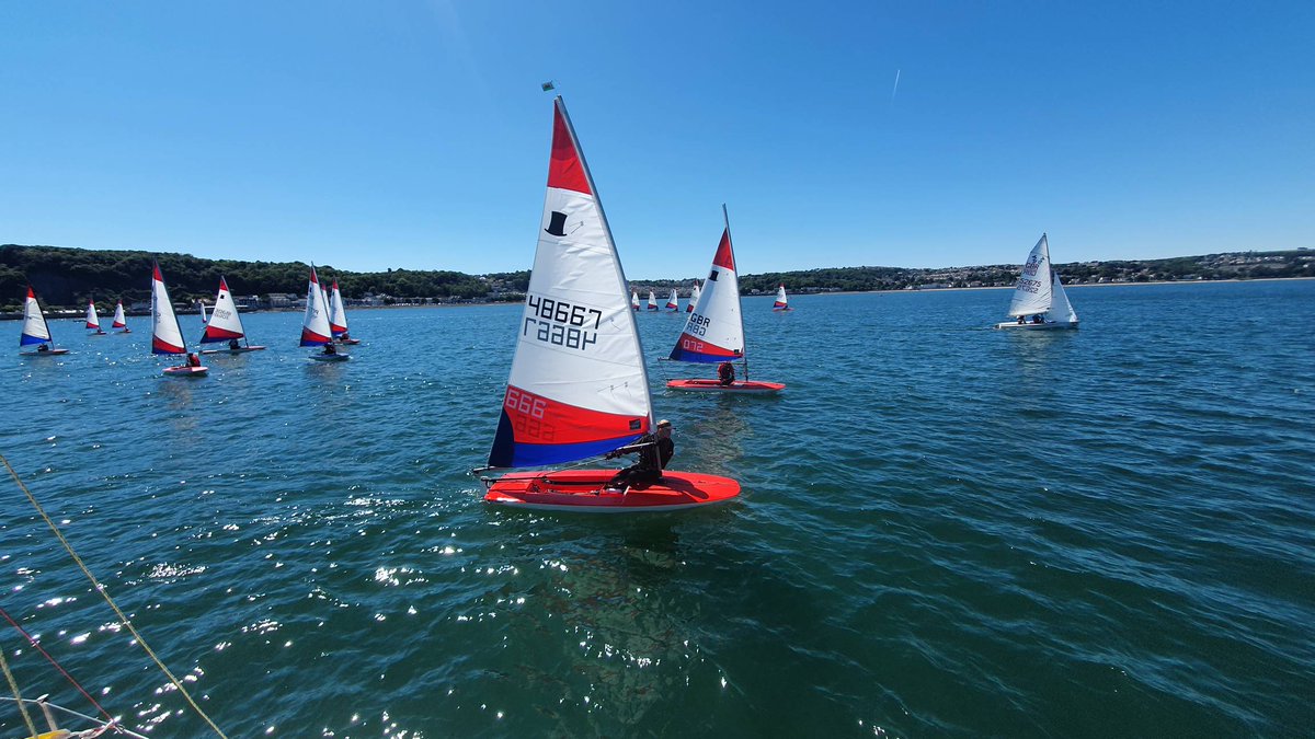 And the wind has filled in nicely for race 4, after a nice break for lunch. They're all back on the race course and having a great time. They sure sound like they're having fun!
