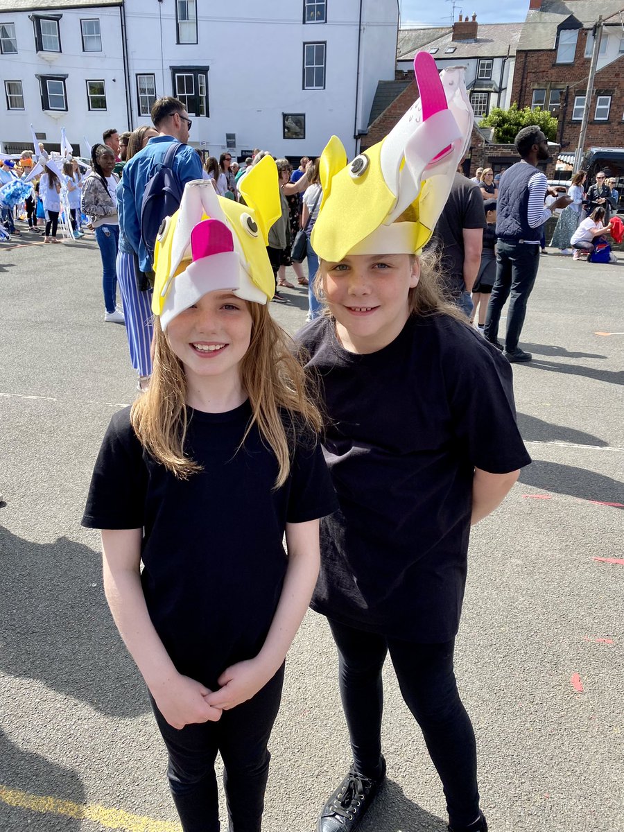 joolzjordan's tweet photo. @stcuthbertsns great parade, thanks for the opportunity to be involved 💃 https://t.co/5dpv0aGGn5
