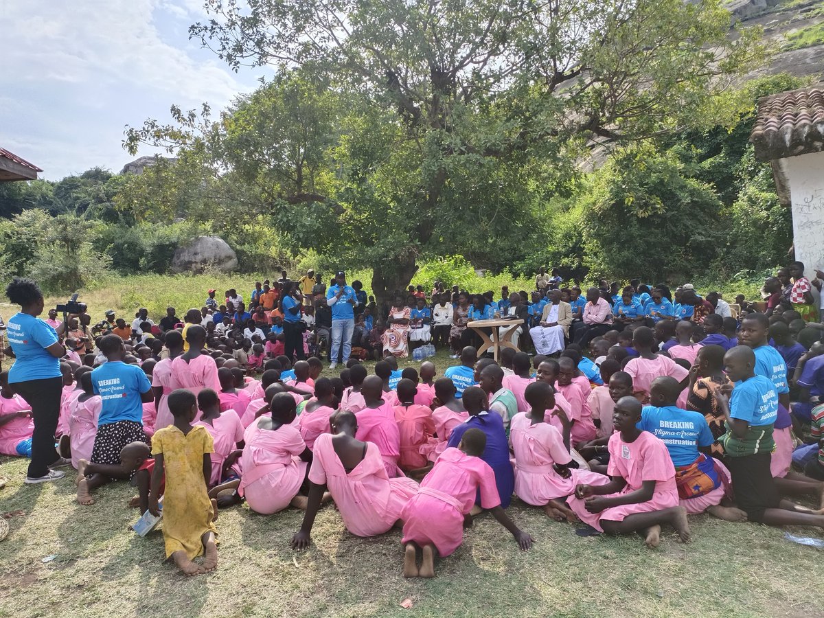 Achola_luvliz tweet media