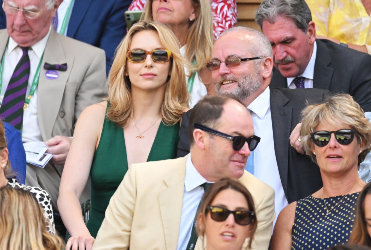 DazzlingJodie's tweet image. 📸 | Jodie Comer at All England Lawn Tennis and Croquet Club on July 09, 2022 in London, England.
