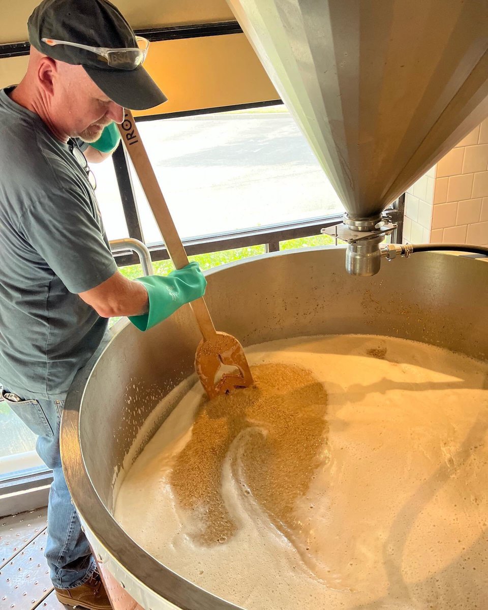 KeystoneHops's tweet image. Our very own @jackbrews brewed his @waroftheworts pro-am winning IPA at @ironhillbrewery yesterday! Congratulations, Jack! Looking forward to drinking this. Cheers!