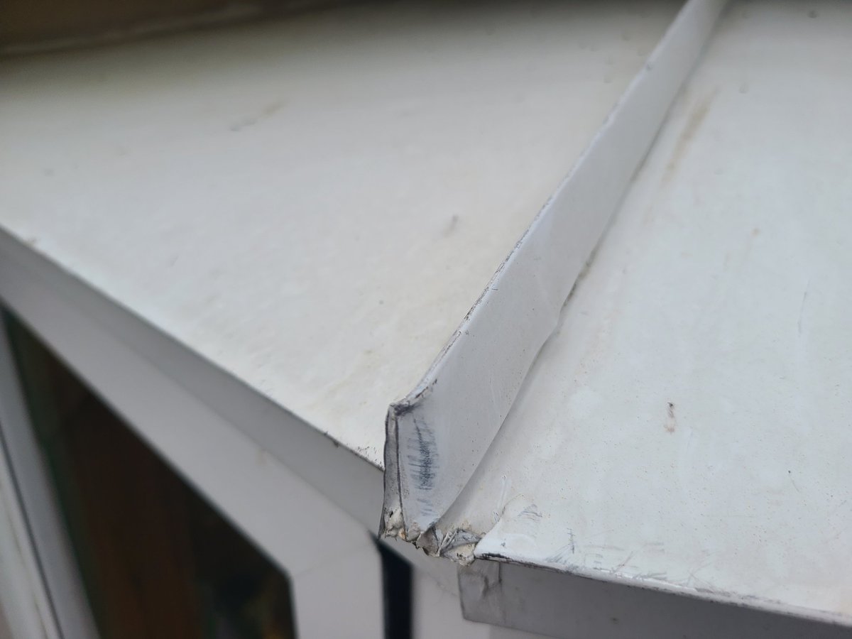 GrupeCorey's tweet photo. To them it seems petty. To me I spent $5k to buy a beautiful custom window that was damaged by basic negligence. #custom #roofing #CustomerService #powerhomeremodeling https://t.co/BWhBFWPiMl