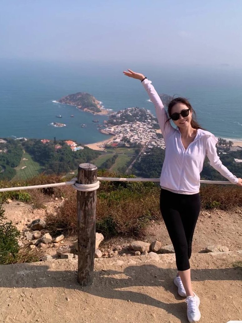 baikaron's tweet photo. Exercise makes me happy. https://t.co/mqEUwyCvbS