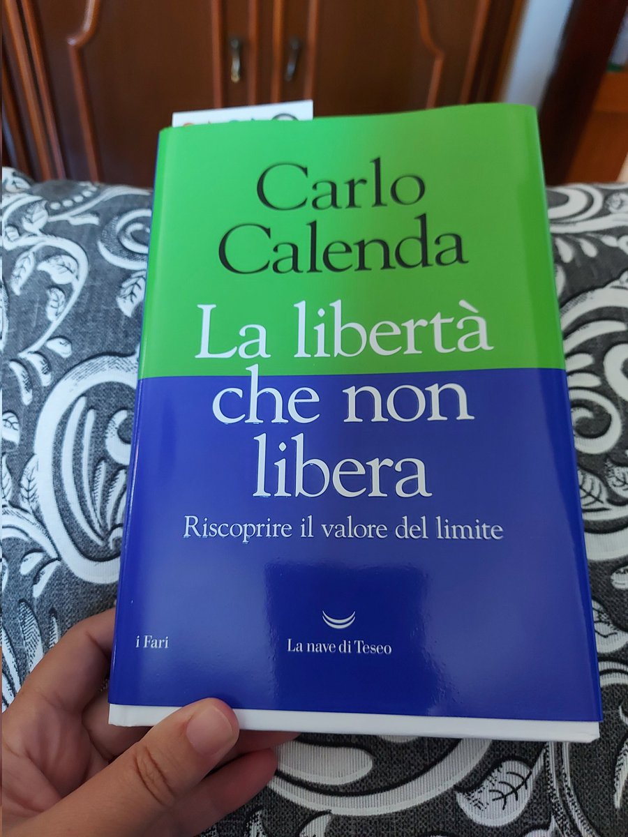 Leggo il tuo ultimo libro <a href="/CarloCalenda/">Carlo Calenda</a>