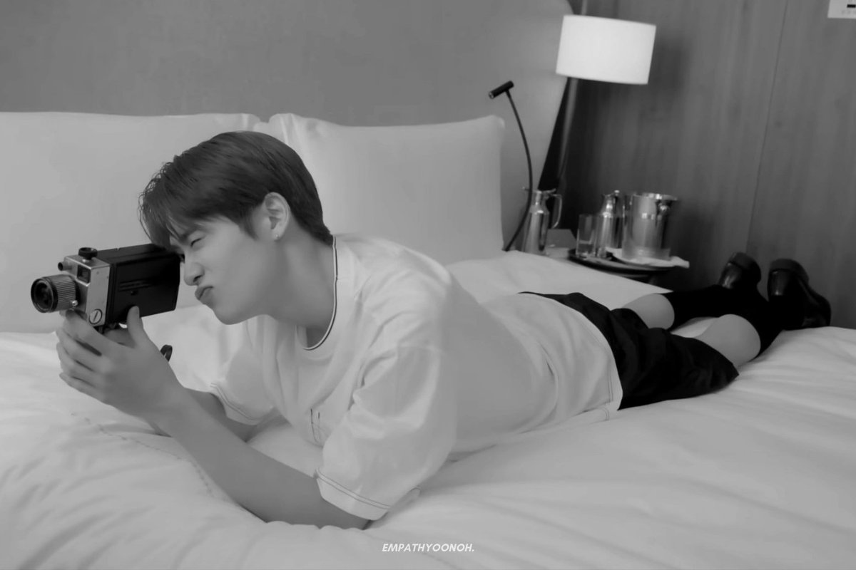 empathyoonoh's tweet photo. #재현; B&amp;W ♡ https://t.co/aipWVLvD4c