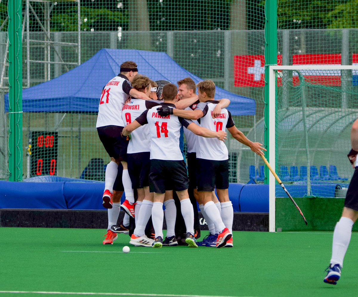 Wygrywamy mecz o brązowy medal! 🔥

🇵🇱 8 - 2 🇨🇭

Zajmujemy 3 miejsce na Mistrzostwach Europy w COS OPO Wałcz! 🏑
________________
<a href="/SPORT_GOV_PL/">Ministerstwo Sportu i Turystyki</a> 
<a href="/eurohockeyorg/">EuroHockey</a> 
<a href="/Grupa_Enea/">Enea</a>