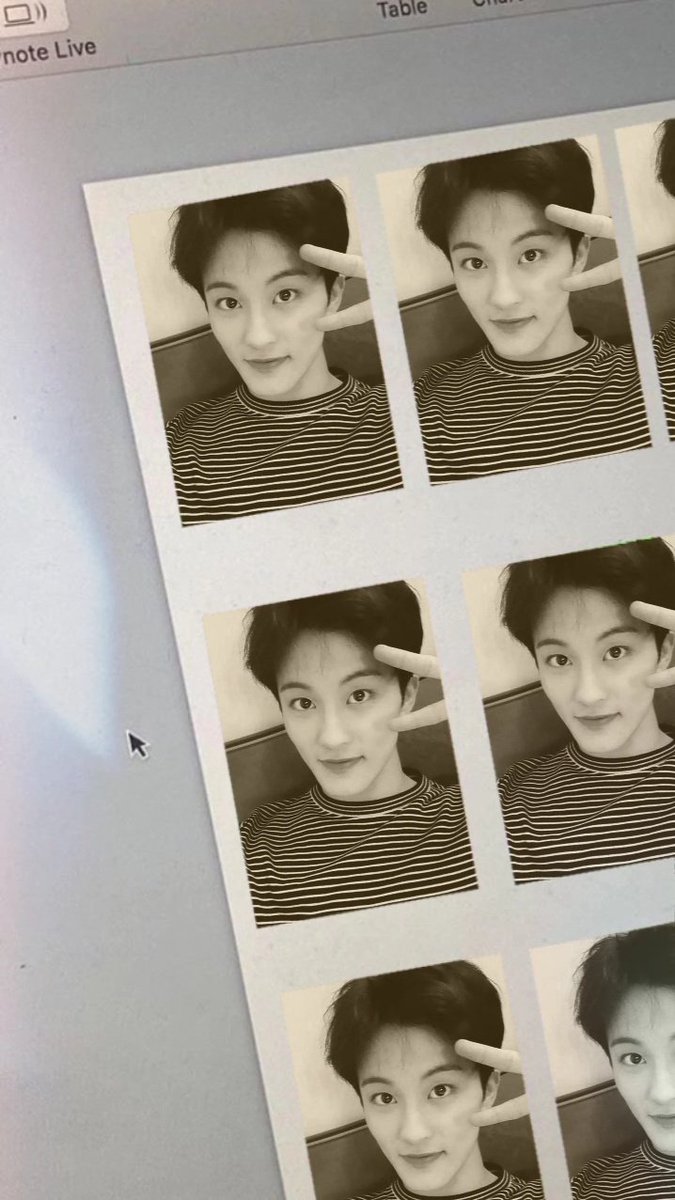 roxreen's tweet photo. fotonya dadakan dik baru tadi

#NCTzenSelcaDay #NSD #MARK #마크 #NCT  #NCTDREAM #NCT127 https://t.co/FURhWcwGHy