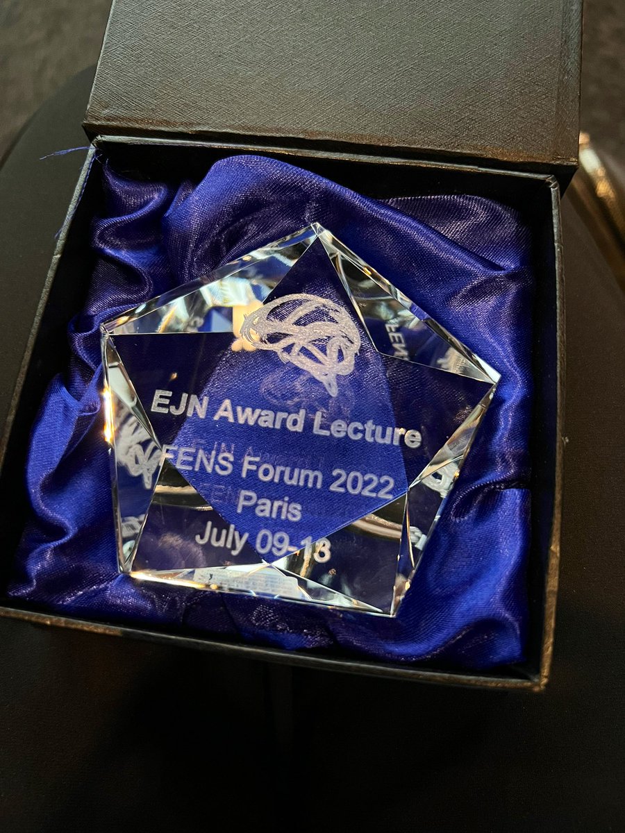 TrackingActions's tweet image. Thanks @FENSorg &amp;amp; @EJNeuroscience for the award-it’s an honor to lecture on our motor learning work &amp;amp; #deeplearning tools to aid in this quest: @DeepLabCut @cebraAI.

Thanks to my mentors who taught me to be a scientist: T. Jessell, H. Wichterele, @naoshigeuchida @MatthiasBethge
