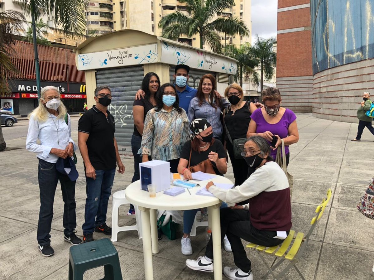 Pr1meroJusticia's tweet photo. #Justicieros en el Municipio Libertador  #Caracas participan en la renovación de nuestra dirigencia. 
Hoy estamos haciendo historia , renovando nuestro partido para colocarlo al servicio de la libertad de Venezuela 🙌🇻🇪#PJSeRenueva https://t.co/aSLJYLBCdc