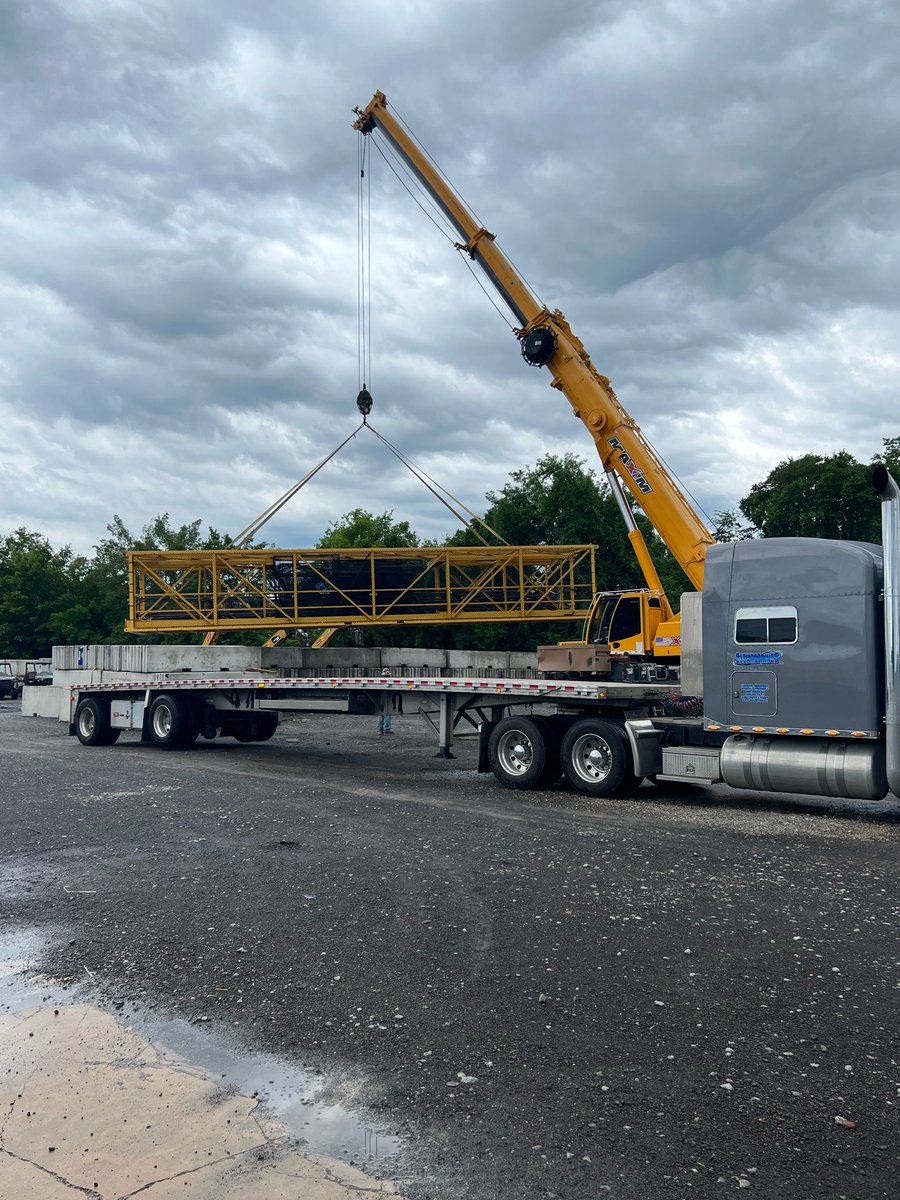 Unloading bridges today …. @MusicCityGP build starts Sunday night! @IndyCar #Nashville @NasvilleTN #MusicCity #bigmachinemcgp