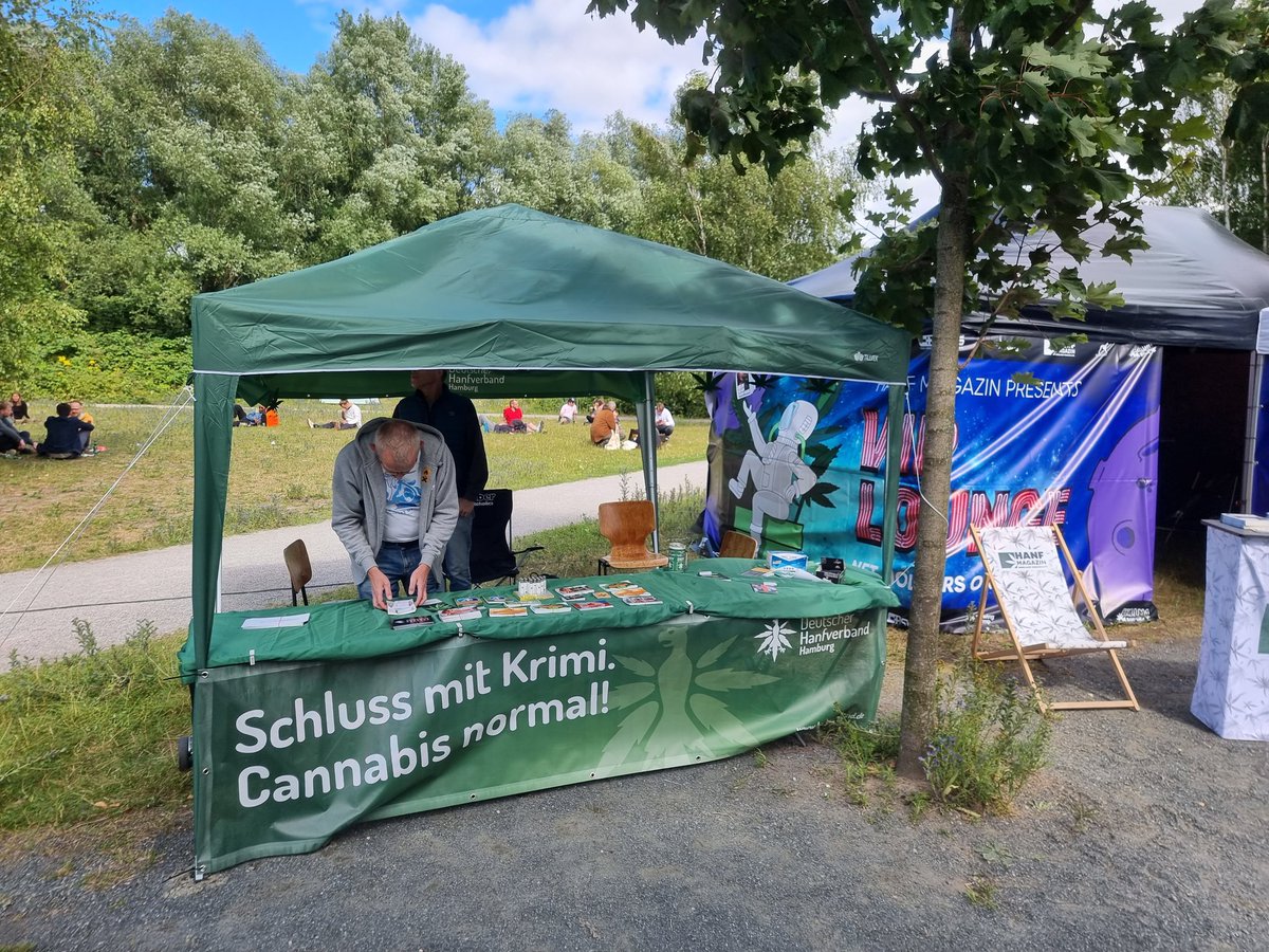 Hanfverband_KA's tweet photo. Liebe Grüße von der #HamCan! 💚 https://t.co/y6RnkS2chB