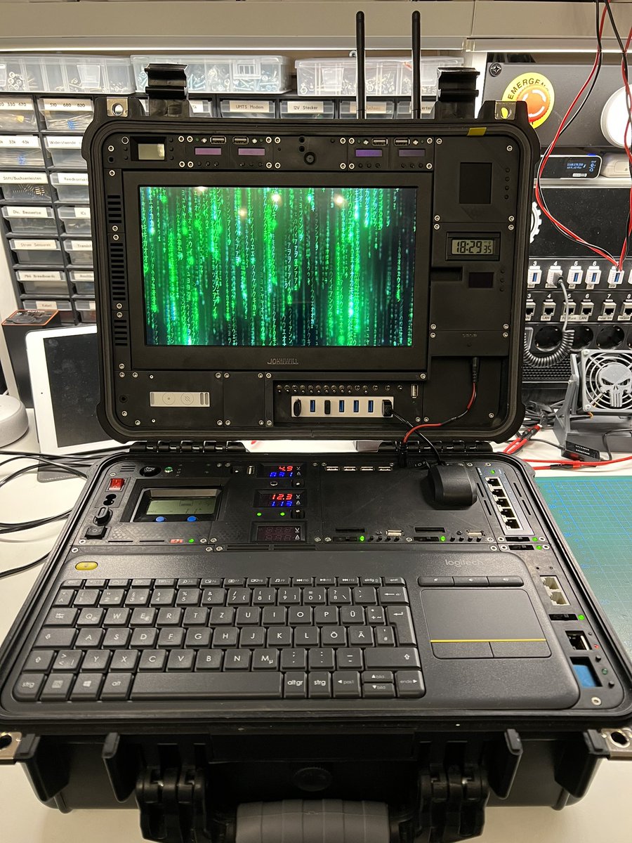 LordOfAIlThings's tweet photo. A totally over engineered Cyberdeck (WiP) #Cyberdeck #Maker https://t.co/RIjHdOrMIl