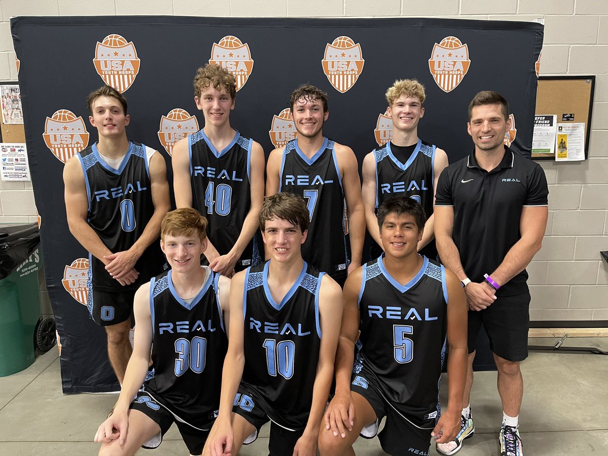 Boys 17u finish pool play 2-0 at Adidas Invite with exciting comeback! Down 19 in the first half, cut it to 8 at halftime, end up winning by 2 in overtime 😤 <a href="/Chriszielinski0/">christian zielinski</a> with 25 points, 5 threes, <a href="/C00perJohnston/">Cooper Johnston</a> with 20 points 4 steals, <a href="/nbondo10/">Nick Bond</a> with 13 points, 3 threes ✅