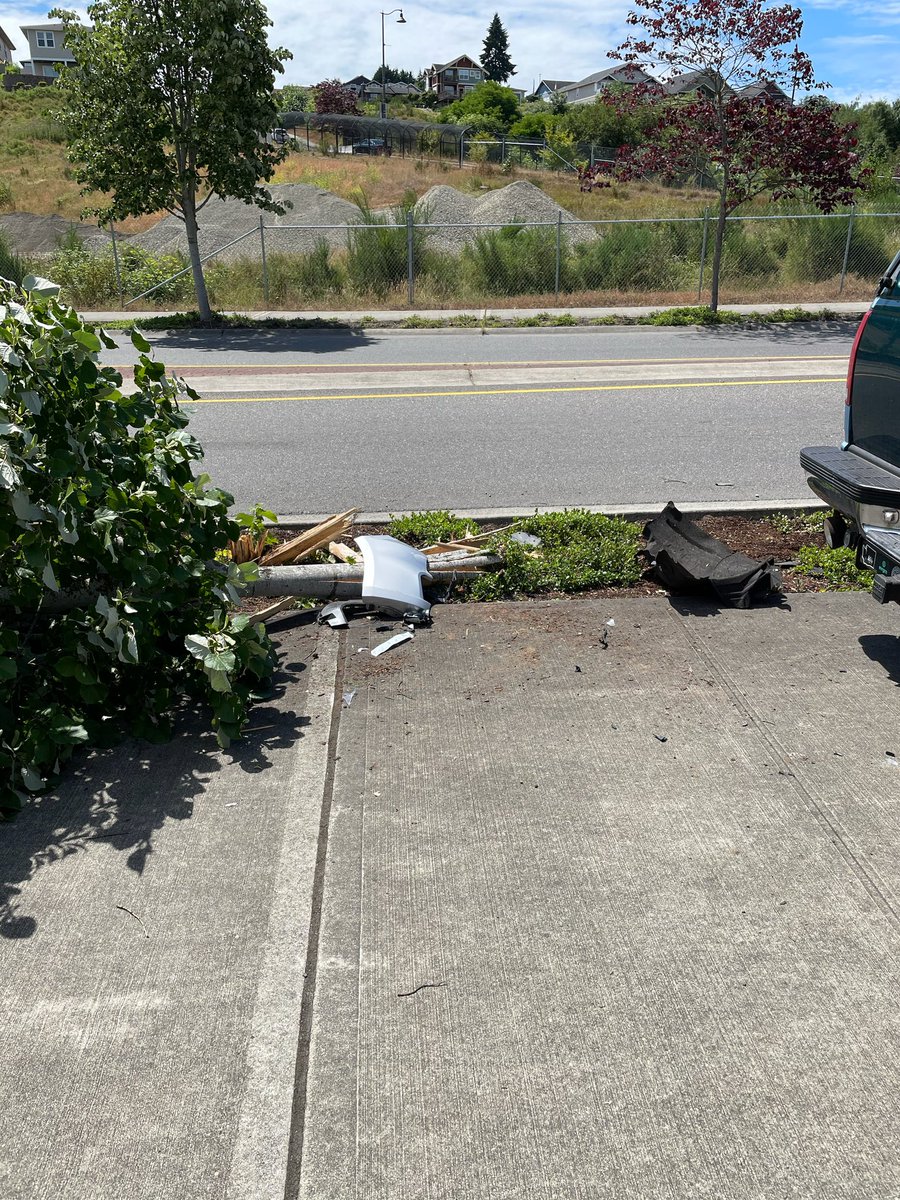 RustonWAPolice's tweet photo. We are looking for a silver 2016-17 Chevy Malibu. Missing passenger side headlight and extensive front damage. They damaged tax payer property and fled early this morning. Call 253-287-4455 if you have tips. https://t.co/MA6boIfBo8
