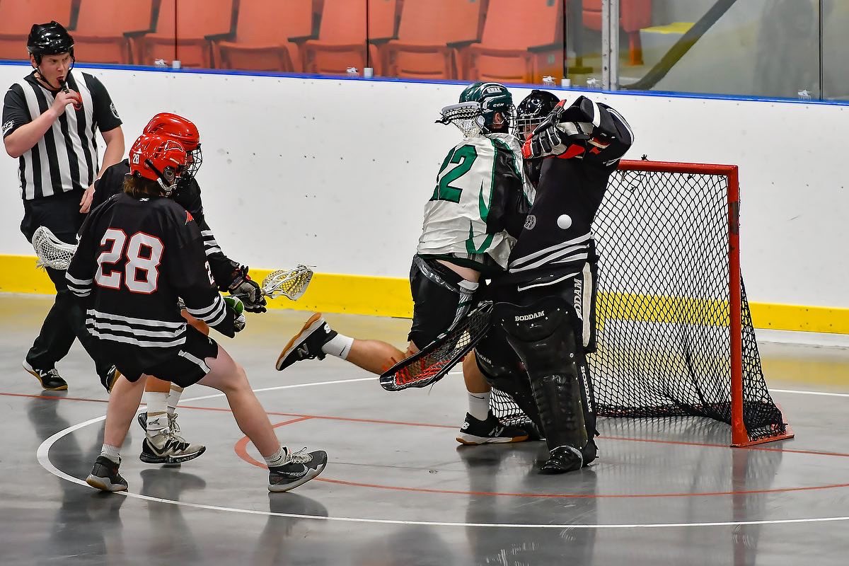 CliffMccaig's tweet photo. @RMLaxL Junior A action @raidersjralax @SaskSWAT from July 8th, 2022 https://t.co/flilhWtAVz