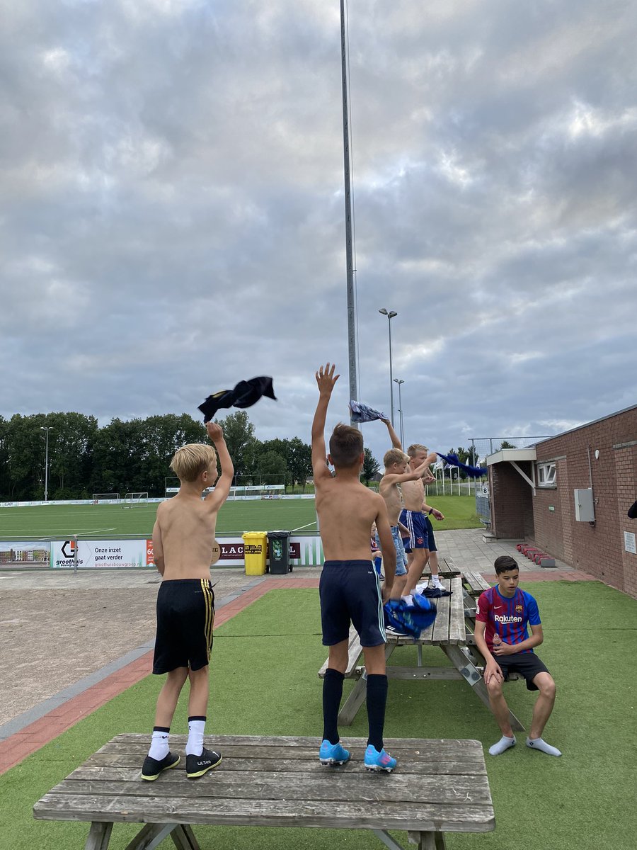 sportclub jo10-1 tweet media