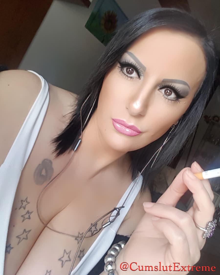 Hello everyone I hope you still like me enough to #cocktribute #cumtribute #pisstribute my pics!