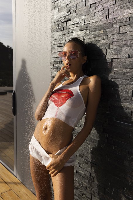 My Onlyfans is working again 🙏🏻 Having GREAT discounts for both new and expired fans, hurry up 😘  https://t