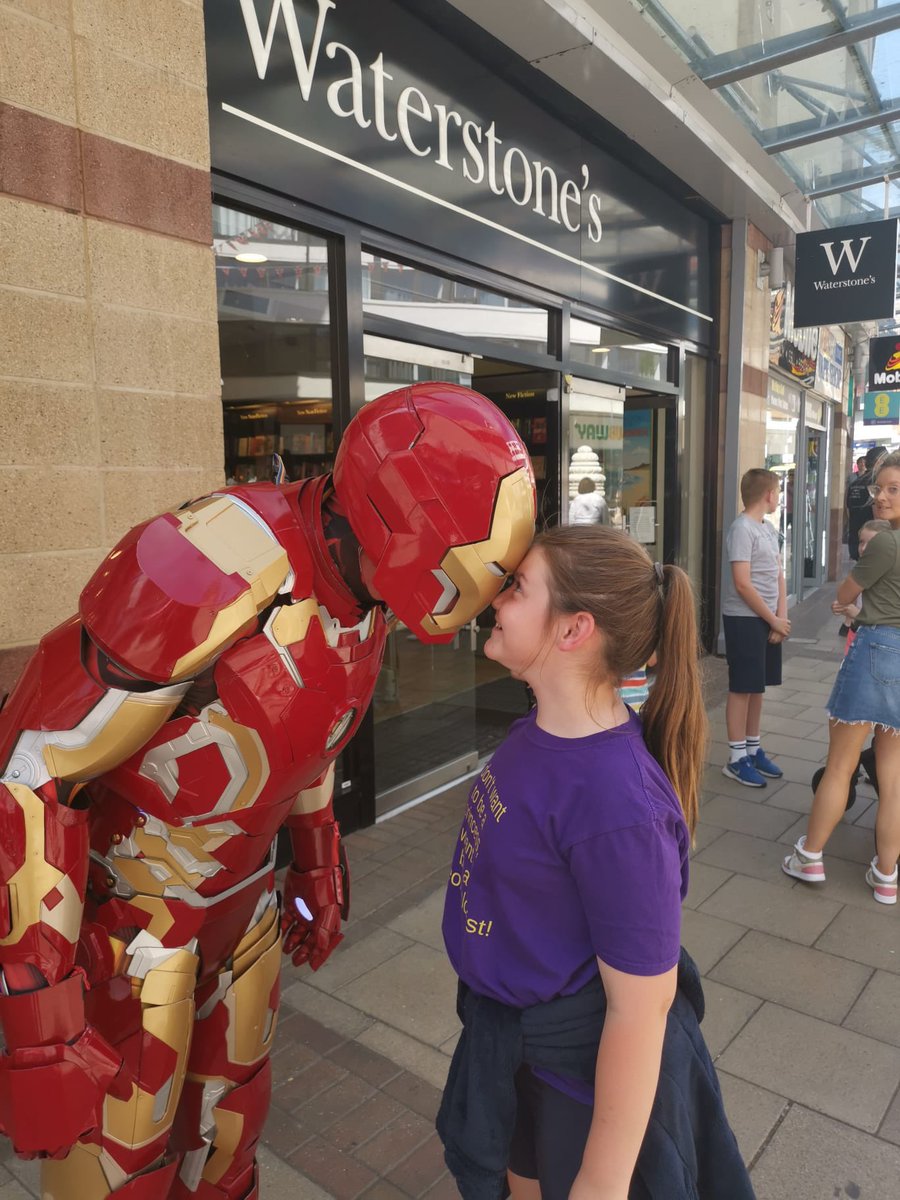TomPetersSpot's tweet photo. Had an awesome day as Ironman at @RiversideHemel for their event - thanks for having me.

Hope to be invited back next year 😀

Thanks also goes to Rachael Watson and Emily for being my support team to get me dressed, fed and watered during the day. https://t.co/Fz8MfmPbLR