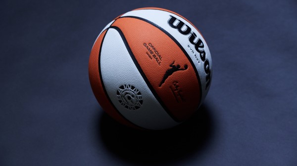DeloitteUS's tweet photo. As a #WNBAChangemaker, we’re excited to celebrate the league and the #WNBA All-Stars. Learn more about our sponsorship:
Shout out to our sponsored athlete @kahleahcopper who will take the court tonight.
https://t.co/PBISAlY82S https://t.co/L8RhNcpHTn