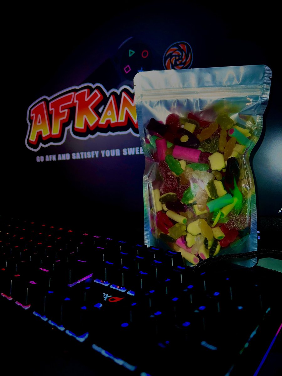 Hjbjbop's tweet image. Make sure to grab a @AFKandyUK Loot crate while there gone for awhile! Gets yours today! TopSecretLoot.com
