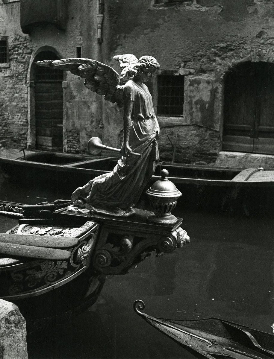 AcademiaAesthe1's tweet photo. The Angel of Death, sculpture of a funeral gondola, Venice. Photo by Paolo Monti, 1951. https://t.co/4slzmsQ4PH