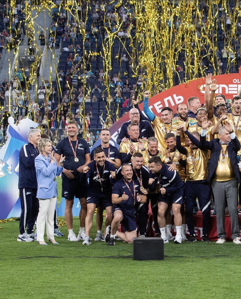 malcomolivei_97's tweet photo. Toda honra e toda glória seja dada a Deus, mais uma pra conta 🙌🏾🤍💙🏆 https://t.co/bde6P3TakF