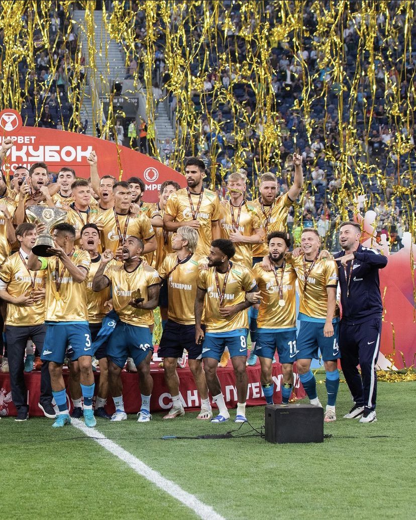 malcomolivei_97's tweet photo. Toda honra e toda glória seja dada a Deus, mais uma pra conta 🙌🏾🤍💙🏆 https://t.co/bde6P3TakF
