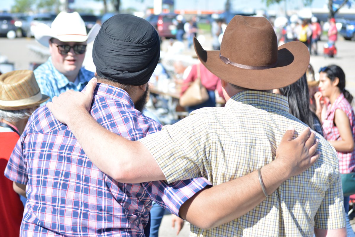 CrossBorderPod's tweet photo. Sorting the many photos I took at the Conservative Calgary Stampede Breakfast in Calgary-Forest Lawn and I think this is my favourite and sums up the Calgary Stampede. Photo of @ScottAAitchison and @jasrajshallan #cpcleader #cdnpoli #yycstampede https://t.co/h0SnqVWTQa