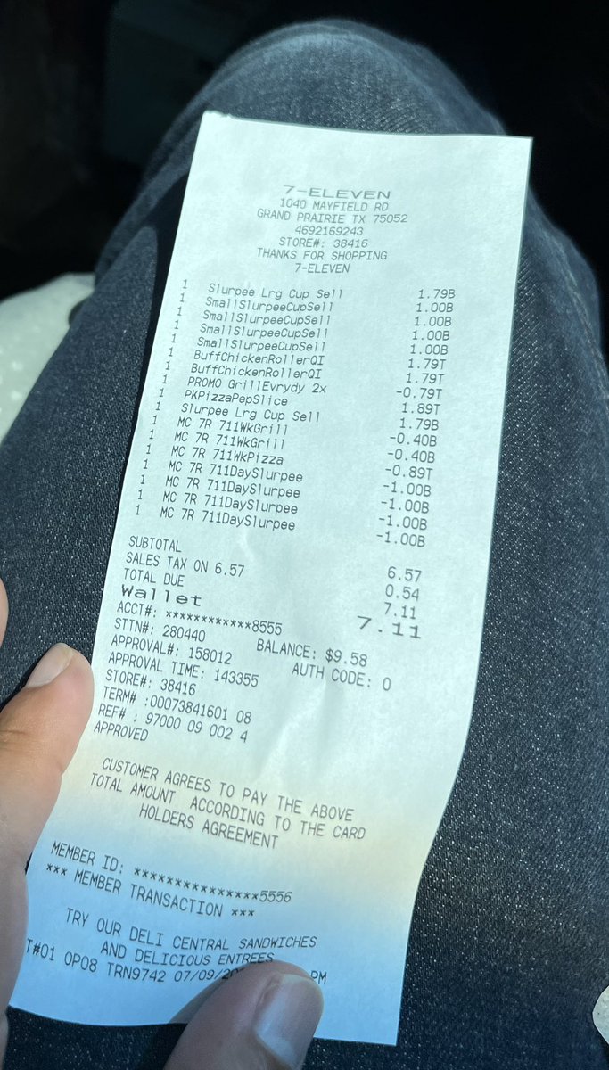 luee_gee's tweet photo. @7eleven yo! Look at my total. Only 2 days to 7/11! ❤️ the slurpees!!!!! #7eleven #slurpeeday #slurpee https://t.co/gJqkPSTqvy