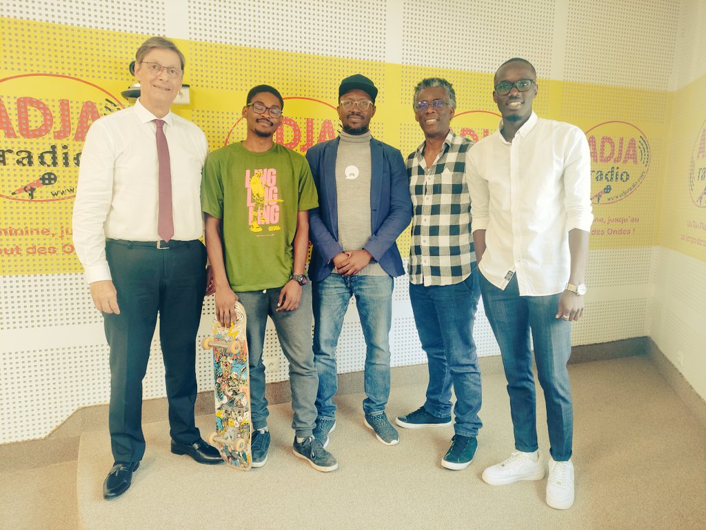 <a href="/kofisikaandI/">kofi sika LATZOO 🇹🇬🇸🇳🇪🇪🎮👨🏾‍🏫</a> + #MLBB #MCL league Champion 🎮 x #skateboarding Athlete <a href="/X2L_SUPERBAKA/">X2L_SUPERBAKA</a> at #AdjaRadio for introduce our 10th Year Anniversary program + talking about #esport in Senegal 🇸🇳  + #Womeningaming in #Africa #kebetu #10YearGCC  #XamXamLionz cc <a href="/Gunshot97120/">Dj Gunshot 97.1 (F.W.I.)</a> <a href="/BiggaTovo/">TOVOLAH</a>