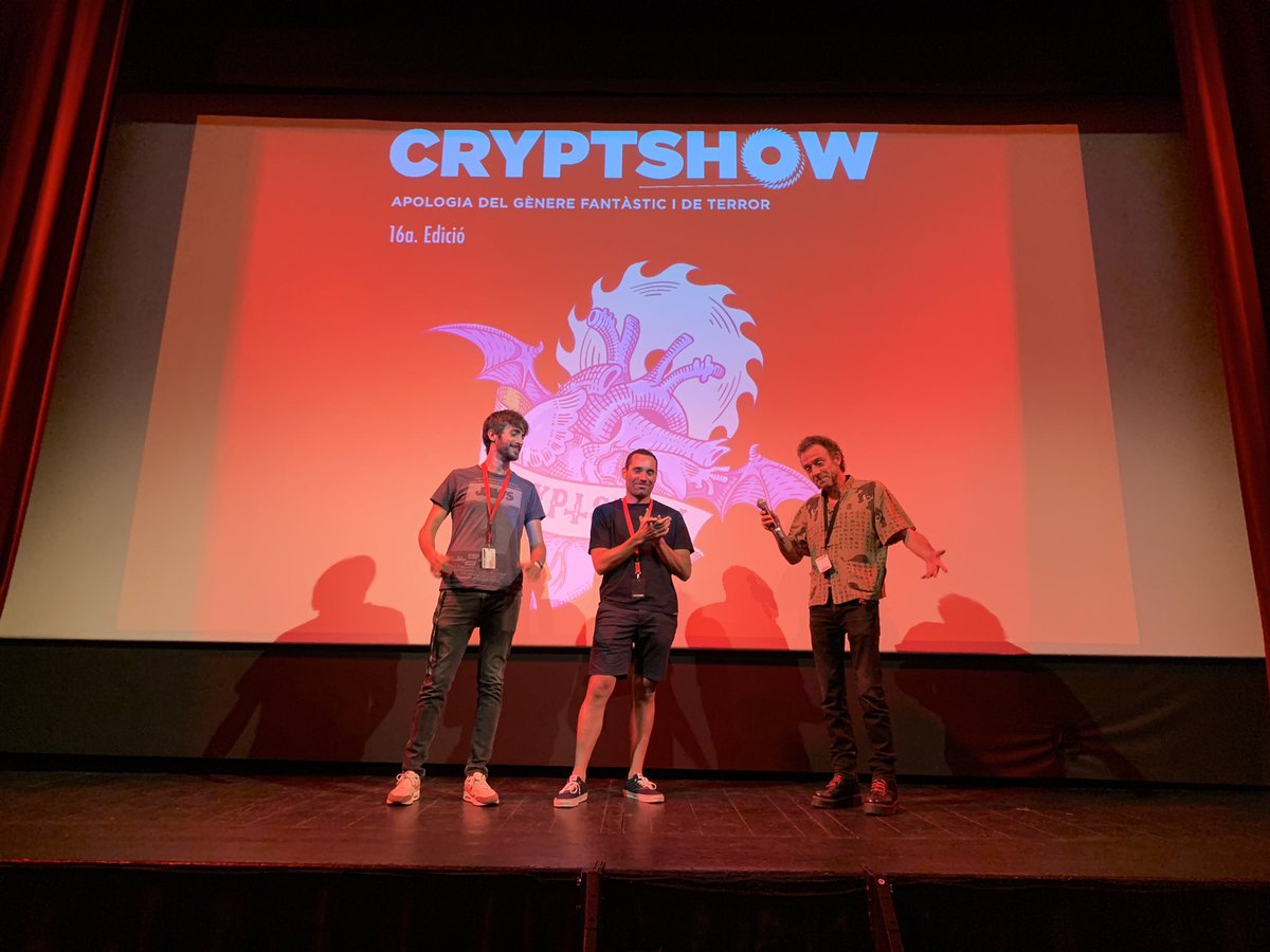 Cryptshow's tweet photo. 🖤Cryptshow Festival🖤
Tanquem la Secció Oficial amb el nostre jurat i alguns directors convidats @EduDeSoto @bielcampoy @GuillemLafoz #CarolaFlament #Laluz #Fished #NightBreakers #Badalona https://t.co/svDMKPoTrW