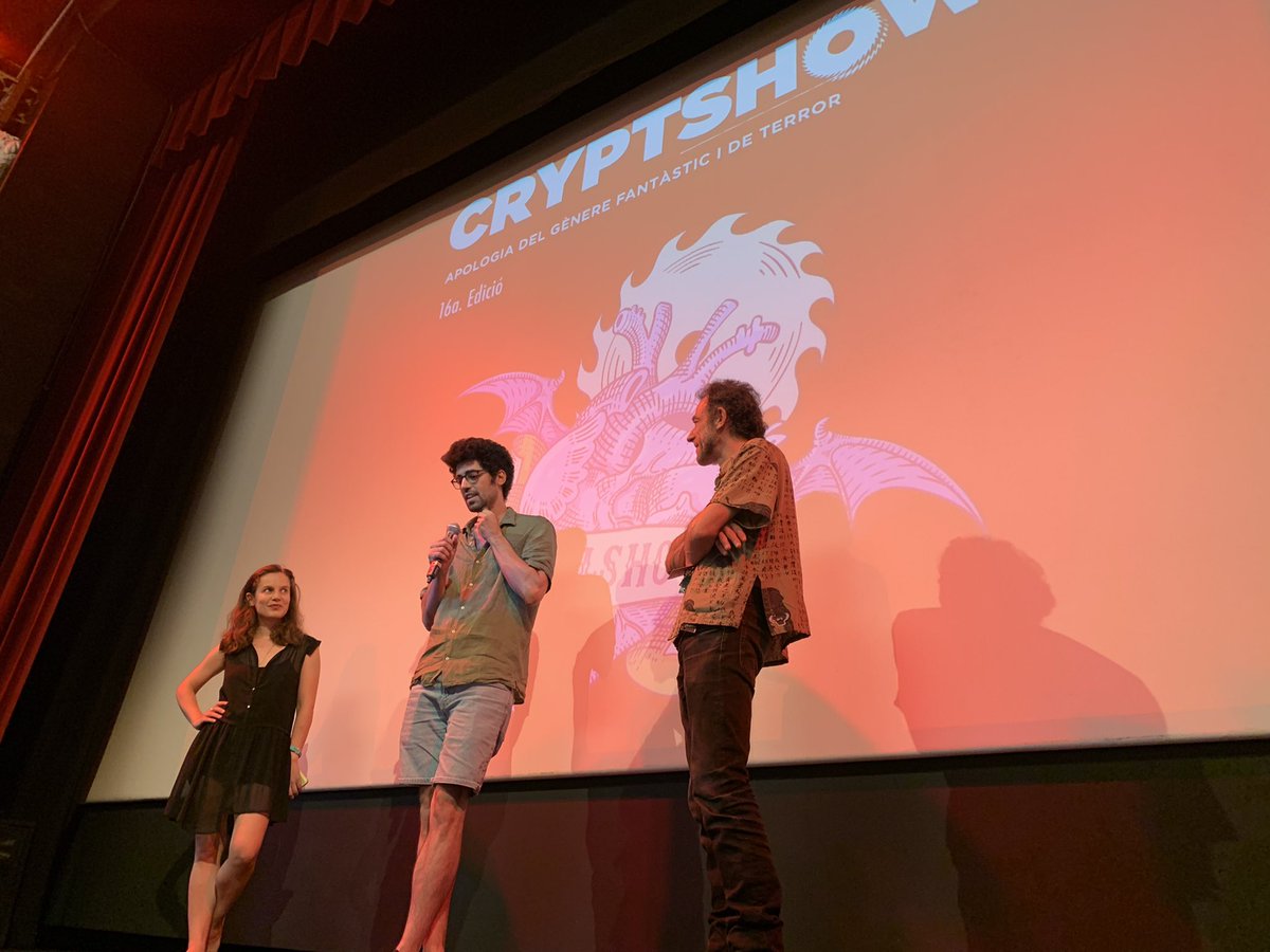 Cryptshow's tweet photo. 🖤Cryptshow Festival🖤
Tanquem la Secció Oficial amb el nostre jurat i alguns directors convidats @EduDeSoto @bielcampoy @GuillemLafoz #CarolaFlament #Laluz #Fished #NightBreakers #Badalona https://t.co/svDMKPoTrW