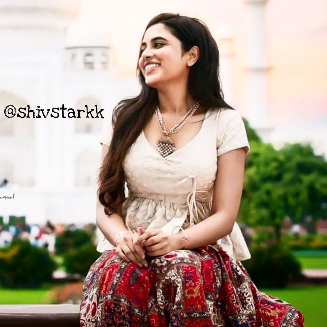 shivstarkk's tweet photo. #pampost
#PAM77
#PriyankaMohan #PriyankaArulMohan
நெய் திரண்ட பானை போல பல பல நு இருக்கியே டி...
பருவத்தில் பருக பருக அமிர்தம் https://t.co/BHPQCY98V5